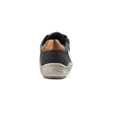 Lunar Sloan Black Waterproof Trainers