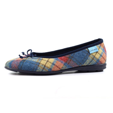 Lunar Brie Navy Slippers