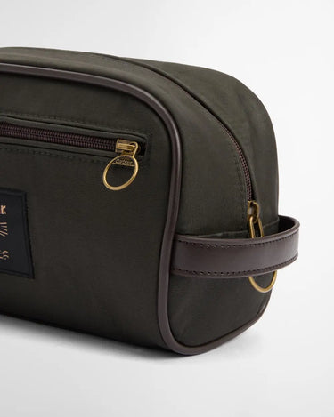 Barbour Waxed Washbag in Olive