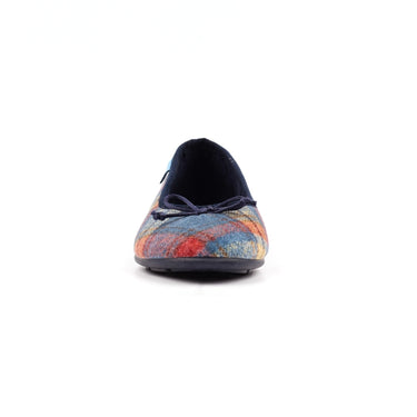 Lunar Brie Navy Slippers