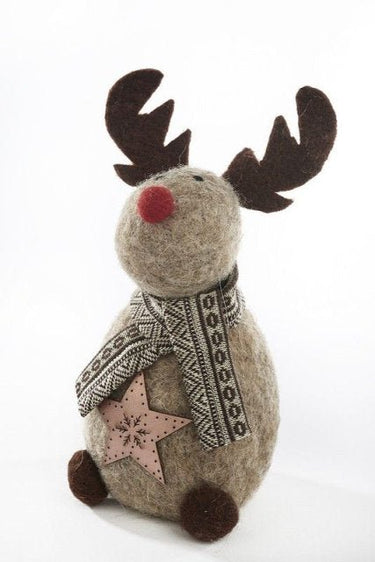 Sitting Reindeer