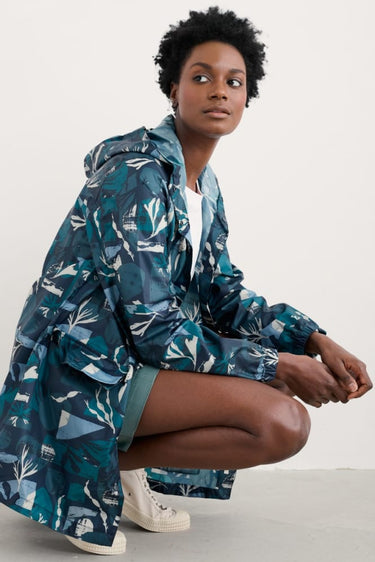 Seasalt Pack-It Waterproof Jacket in Marine Forms Lake