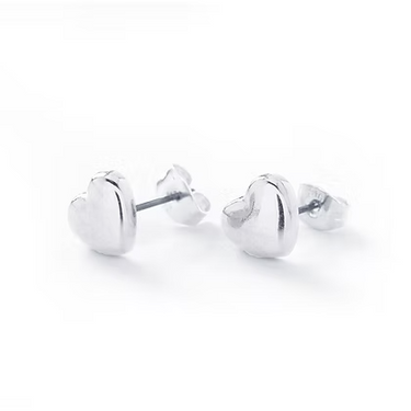 CARRIE ELSPETH SILVER PLUMP HEARt EARRINGS