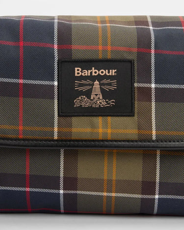 Barbour Tartan Hanging Washbag in Classic