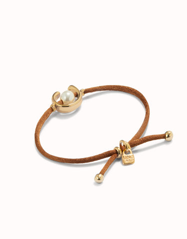 UNOde50 18K gold-plated brown thread bracelet with shell pearl PUL2505MARORO0