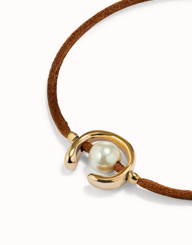 UNOde50 18K gold-plated brown thread bracelet with shell pearl PUL2505MARORO0