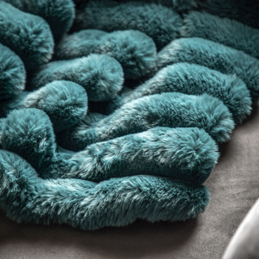 Gallery Home Ribbed Faux Fur Throw