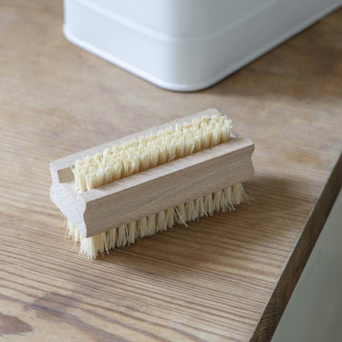 Nail Brush - Beech