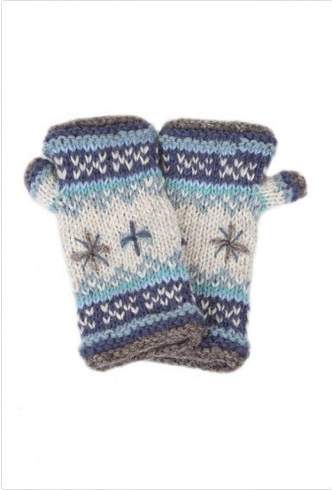 Pachamama Littlehampton Wristwarmers in Oatmeal